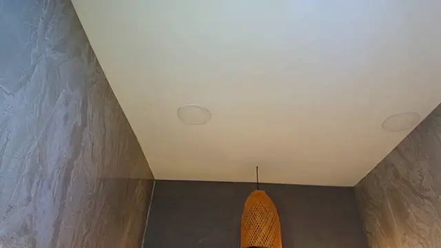 Snapshot of dany_r_ chatting on October 30, 2025, 1:20 pm dany r online show from October 30, 2025, 1:20 pm