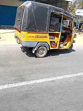 sweetqueen143 online show from February 5, 2026, 5:58 am