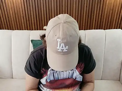 Snapshot of dirty_feelena chatting on February 13, 2026, 4:29 pm dirty feelena online show from February 13, 2026, 4:29 pm