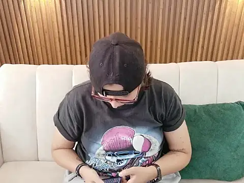 Snapshot of dirty_feelena chatting on January 16, 2026, 4:33 pm dirty feelena online show from January 16, 2026, 4:33 pm