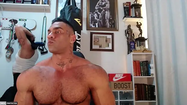 henryhadesflirt online show from October 2, 2025, 8:34 pm