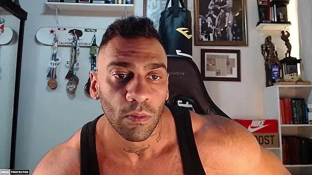 henryhadesflirt online show from September 25, 2025, 12:55 pm