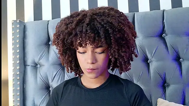 Stellaciel  online show from December 3, 2025, 10:20 pm