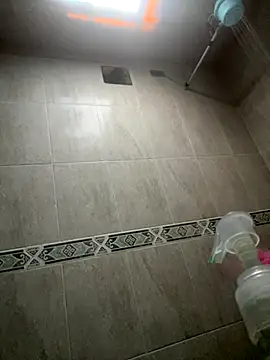 Aphrill online show from November 26, 2025, 8:31 pm