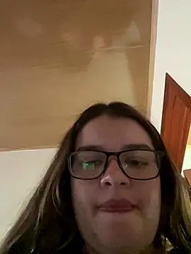 Aphrill online show from October 27, 2025, 9:38 pm