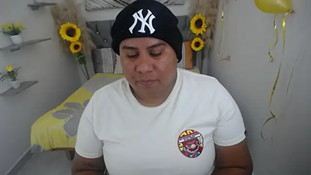 Snapshot of hotlesby_valery chatting on October 13, 2025, 7:26 pm hotlesby valery online show from October 13, 2025, 7:26 pm