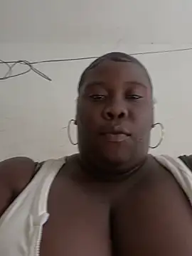 Snapshot of CarolinaGomez_ chatting on November 18, 2025, 3:04 pm CarolinaGomez online show from November 18, 2025, 3:04 pm