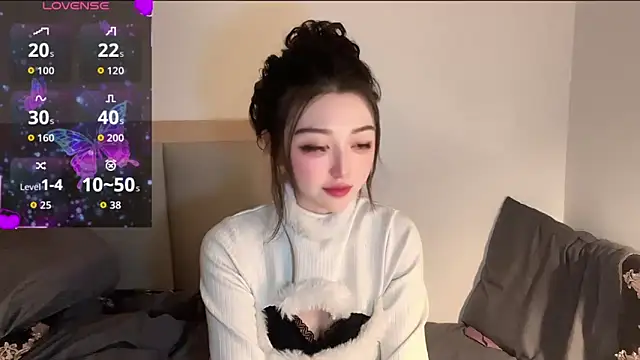 fioralba online show from December 18, 2025, 4:44 pm