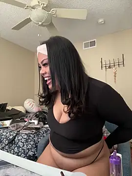 Snapshot of kiaradanielaxx chatting on October 4, 2025, 9:49 pm kiaradanielaxx online show from October 4, 2025, 9:49 pm