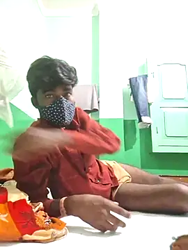 kkshan0923 online show from October 14, 2025, 5:13 pm