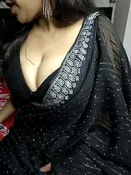 Hey Jully online show from November 25, 2025, 6:47 am