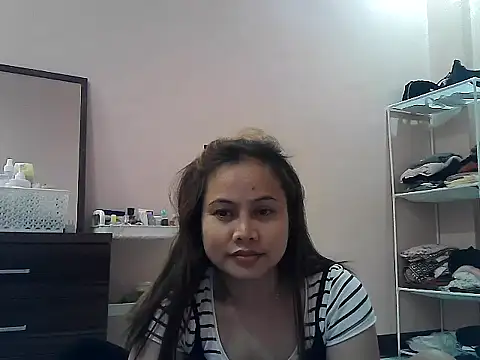 Snapshot of Amarrahlyn chatting on July 14, 2026, 9:25 am Amarrahlyn online show from July 14, 2026, 9:25 am