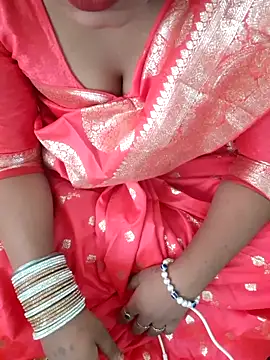 Kiara-Model online show from October 19, 2025, 9:34 am