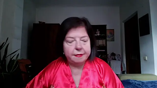 Snapshot of Violet_Pulse chatting on November 25, 2025, 8:25 am Violet Pulse online show from November 25, 2025, 8:25 am