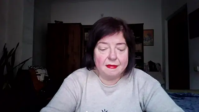 Snapshot of Violet_Pulse chatting on February 11, 2026, 1:33 pm Violet Pulse online show from February 11, 2026, 1:33 pm