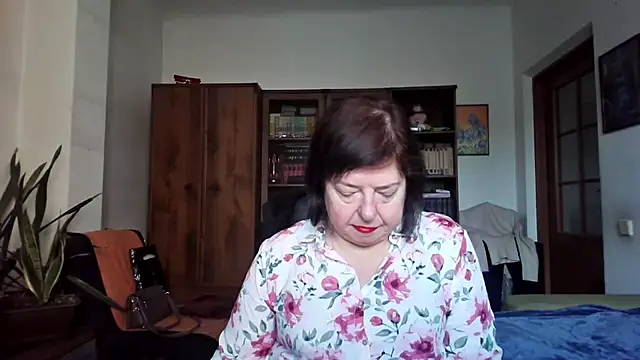 Snapshot of Violet_Pulse chatting on February 21, 2026, 11:45 am Violet Pulse online show from February 21, 2026, 11:45 am