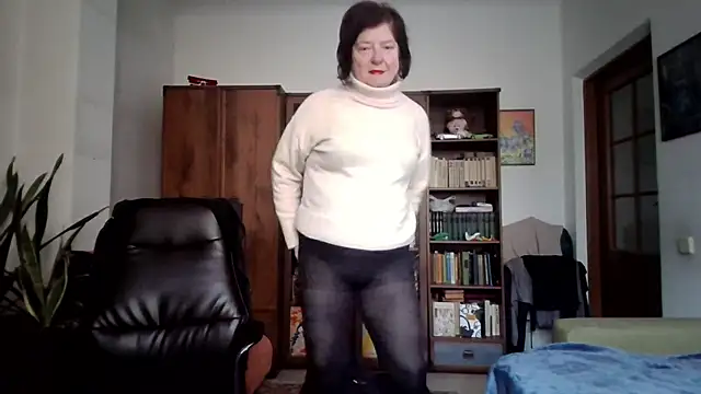 Snapshot of Violet_Pulse chatting on February 19, 2026, 11:51 am Violet Pulse online show from February 19, 2026, 11:51 am