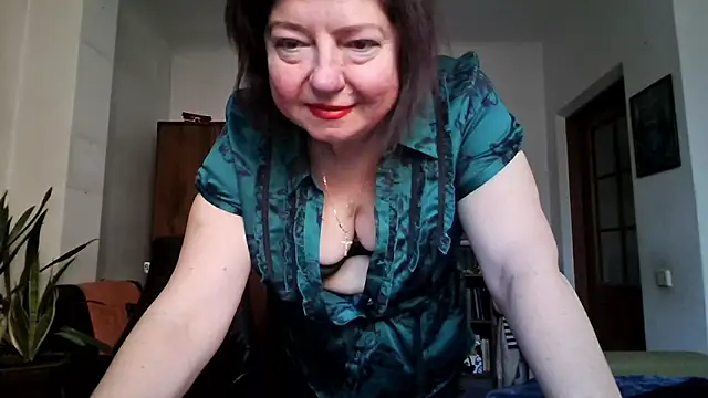 Snapshot of Violet_Pulse chatting on January 17, 2026, 11:14 am Violet Pulse online show from January 17, 2026, 11:14 am