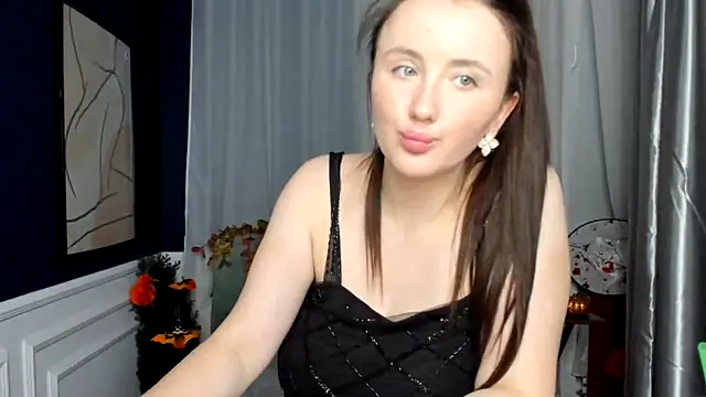 Snapshot of LilaWinks chatting on October 30, 2025, 1:20 pm LilaWinks online show from October 30, 2025, 1:20 pm