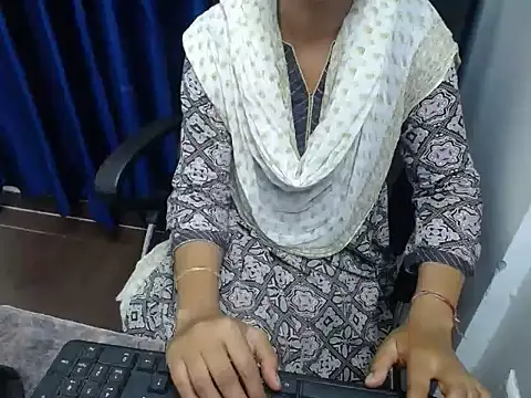priya gupta7 online show from October 1, 2025, 1:26 pm