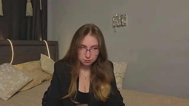 Snapshot of DaliaRadtke chatting on September 22, 2025, 6:25 pm DaliaRadtke online show from September 22, 2025, 6:25 pm