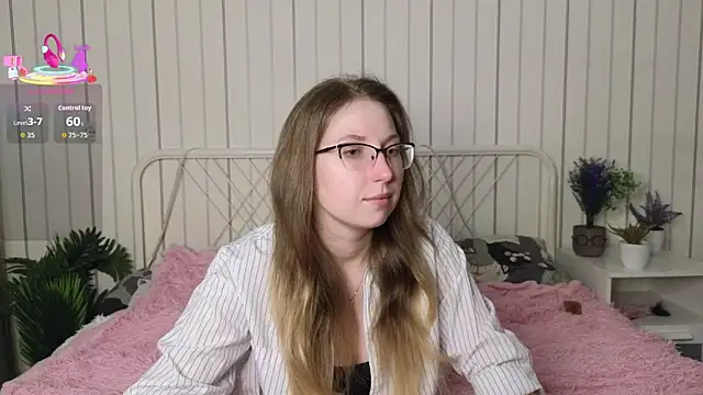 Snapshot of DaliaRadtke chatting on October 9, 2025, 8:09 pm DaliaRadtke online show from October 9, 2025, 8:09 pm