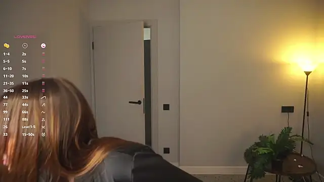 Snapshot of AdrianaCoenen chatting on December 1, 2025, 7:04 pm AdrianaCoenen online show from December 1, 2025, 7:04 pm