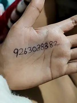 Snapshot of JassiKumari02 chatting on November 4, 2025, 2:37 am JassiKumari02 online show from November 4, 2025, 2:37 am