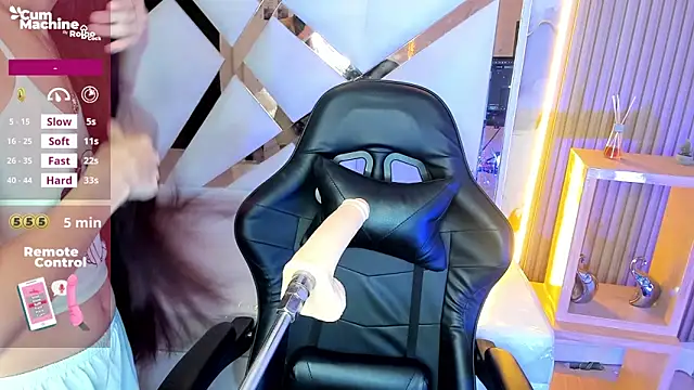 Snapshot of mia_tf chatting on December 4, 2025, 1:43 pm mia tf online show from December 4, 2025, 1:43 pm