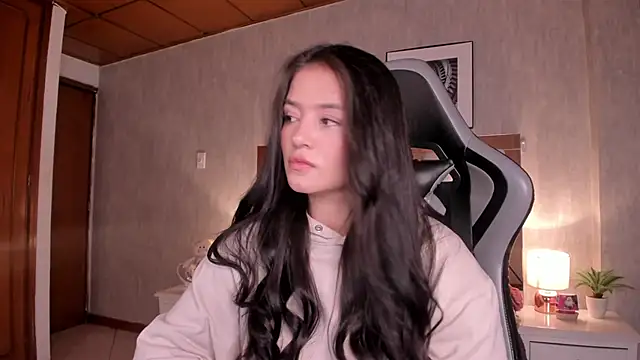 HaathorX online show from November 15, 2025, 8:57 pm