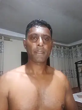 Snapshot of kingVibeX chatting on November 22, 2025, 7:13 pm kingVibeX online show from November 22, 2025, 7:13 pm