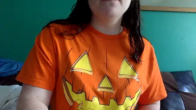 bigbutttmilf online show from October 28, 2025, 3:55 pm