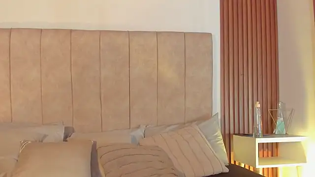 Snapshot of Lauraa_saenz11 chatting on November 18, 2025, 7:50 pm Lauraa saenz11 online show from November 18, 2025, 7:50 pm