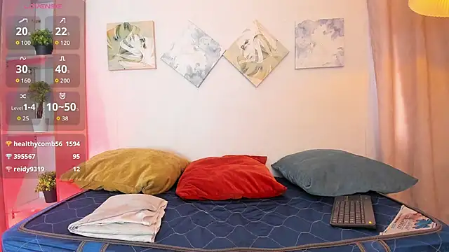 Snapshot of liam_twiink chatting on November 25, 2025, 8:09 pm liam twiink online show from November 25, 2025, 8:09 pm