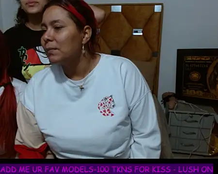 LITTLEKITTY19 online show from March 10, 2026, 12:53 pm