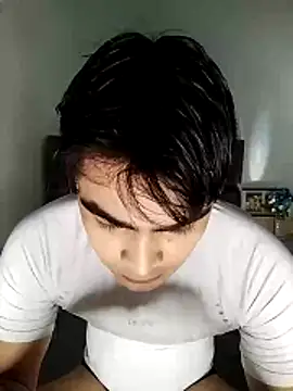 Snapshot of Mason_grey chatting on December 17, 2025, 1:32 am Mason grey online show from December 17, 2025, 1:32 am