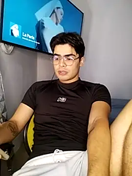 Snapshot of Mason_grey chatting on November 26, 2025, 10:59 am Mason grey online show from November 26, 2025, 10:59 am