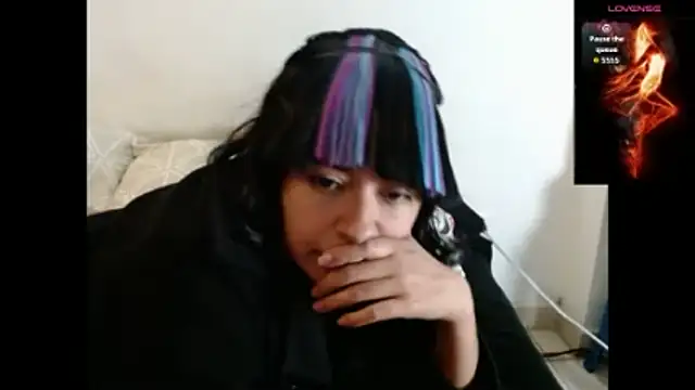 Acelinrose online show from November 2, 2025, 1:54 am