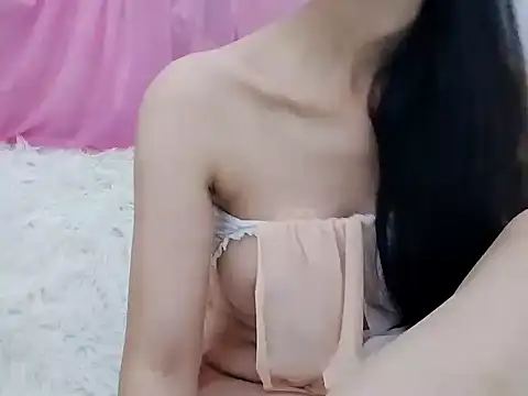 Loveyou202 online show from February 13, 2026, 4:07 pm