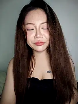 -Bianca- online show from November 15, 2025, 2:21 pm