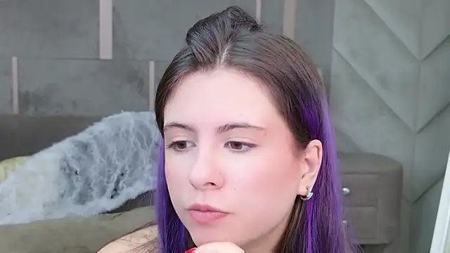 Akira Halls online show from October 20, 2025, 8:37 am