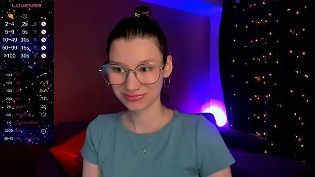 LinaBlossom  online show from March 22, 2026, 8:38 am