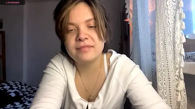 SabrinaFolts online show from October 20, 2025, 2:17 pm