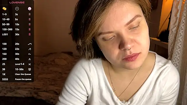 SabrinaFolts online show from October 30, 2025, 5:10 pm