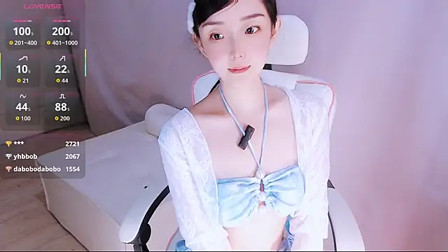 Snapshot of Niannian- chatting on June 20, 2026, 5:29 pm Niannian- online show from June 20, 2026, 5:29 pm