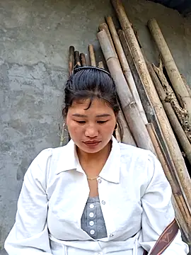 diamond-- online show from April 17, 2026, 12:57 am