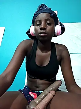 Snapshot of BlackPearl_19 chatting on February 3, 2026, 8:19 am BlackPearl 19 online show from February 3, 2026, 8:19 am