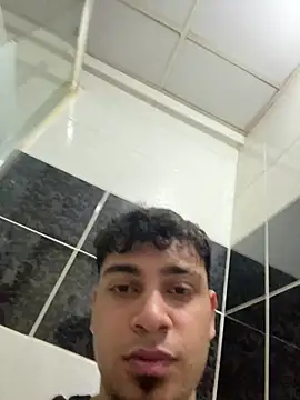 astoperaa online show from March 15, 2026, 1:40 pm