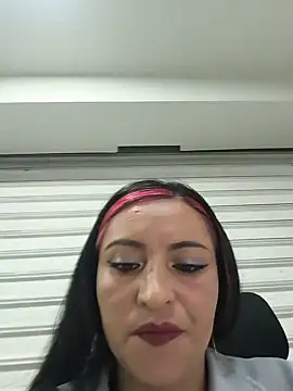 Snapshot of Alisson_Stonee chatting on July 26, 2026, 6:42 am Alisson Stonee online show from July 26, 2026, 6:42 am