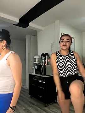 Alisson Stonee online show from April 6, 2026, 10:22 pm